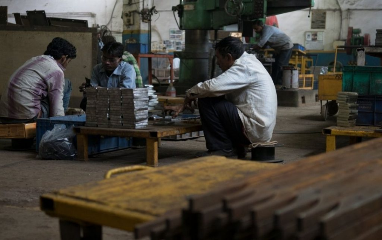 Labour crunch puts Gurgaon industries in a tight spot